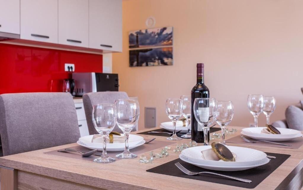 Apartments Marina Малинська Екстер'єр фото